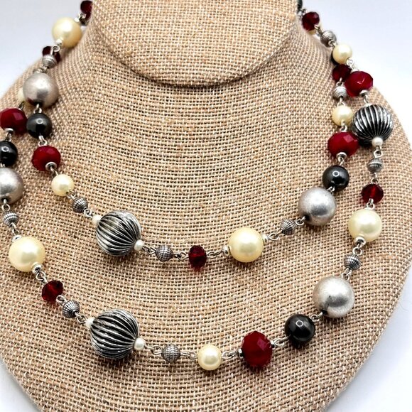 Premier Designs Vintage Bead Necklace Signed Red Black White Silver Tone 36” - Picture 4 of 7